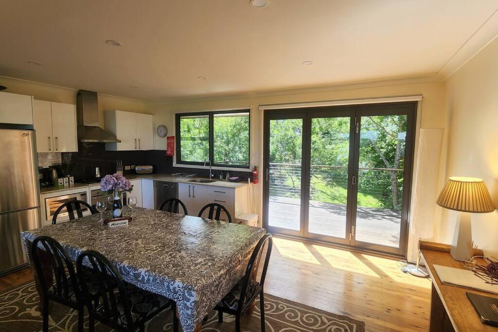 Narrow Neck Views - Peaceful 4 Bedroom Home With Stunning Views! Katoomba Exterior photo